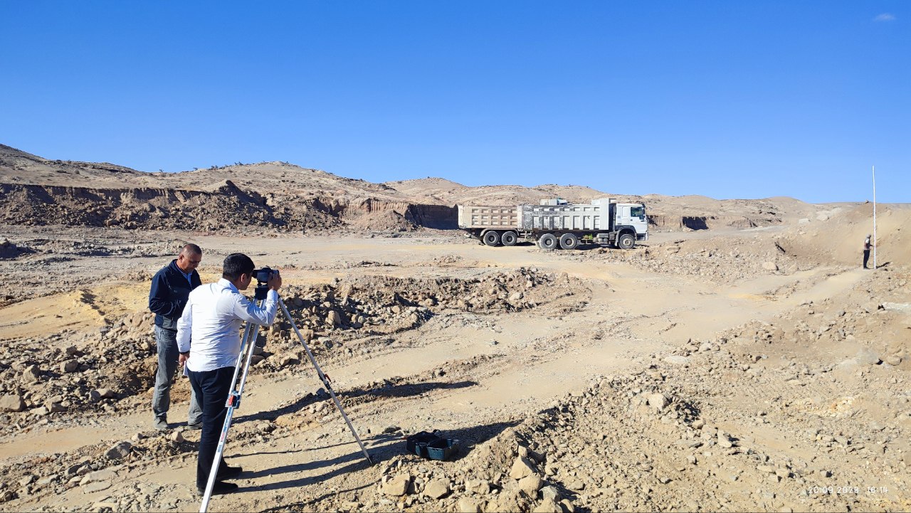Viloyatlarda o‘zan tozalash jarayonida qazib olingan qum-shag‘al materiallari hajmining hisobi va o‘zan tozalash ishlari monitoringi yuritildi.
